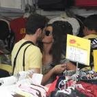 Uno de los besos que fueron inmortalizados durante su viaje a San Francisco en el verano de 2010.