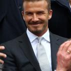 5c8b6598240000f7054d5fc7