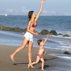 Alessandra Ambrosio y su niña Anja Mazur