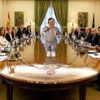 5c8ac5a7250000580681b7ad