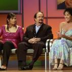En 2002, junto a la cantante Rosa López (izquierda) y Nina, entonces directora de la "academia" del programa Operación Triunfo.