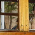 5c8ac812250000580681bc6a