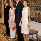 5c8ac81a3b000072066c8ff1