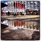 Con móvil e Instagram. | Marianna Massey