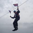 5c8ac6dc360000ba1a6c0cbd