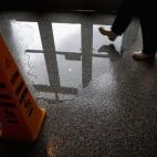 Pequeñas inundaciones en el Forum de Tampa, donde celebrará a partir del martes la Convención Nacional Republicana.