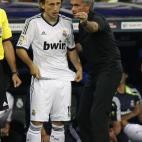 5c8b6bed2000009e0470b7f8