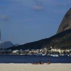 5c8aca25240000f404a3b118