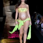 5c8b81f0230000040124e8c7