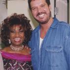 Tras el ascenso al poder gubernamental de Fidel Castro en Cuba, Willy Chrino y su familia se exiliaron de Cuba, instalándose en Miami. Otra fuentes indican que Chirino emigró de forma forzada a los Estados Unidos durante el curso de la Operaci...