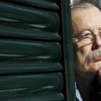 El periodista y escritor Juan Cueto, uno de los grandes comunicadores y articulistas m&aacute;s influyentes en los a&ntilde;os 80 y 90, muri&oacute; el 14 de enero a los 76 a&ntilde;os, tras una larga enfermedad.