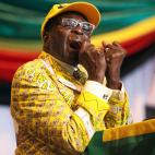 El expresidente de Zimbabue Robert Mugabe, el primer mandatario del pa&iacute;s tras su independencia, muri&oacute; a la edad de 95 a&ntilde;os el 6 de septiembre de 2019.
