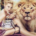 5c8ac8ee360000c81a6c10b2