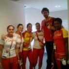 De las chicas de balonmano. Colgada en Twitter por Macarena Aguilar.