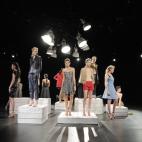 5c8ac579230000dd0423ace9