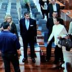 5c8acce4240000f404a3b631