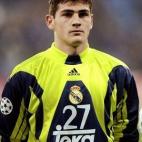 5c8a66ee360000a61b6b6f07