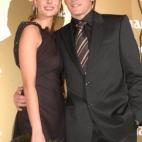 5c8a66ef260000e804fe4ded