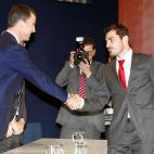 5f294e03250000bf13c2ac93