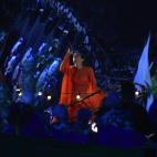 5c8b6df7200000430470bd28