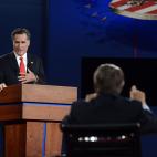 5c8b6510230000dd04249f6a