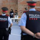 5c8a37c6260000ea04fe1171