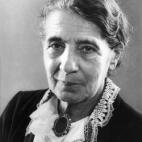 Fue una física austriaca que investigó la radiactividad y la física nuclear. Formaba parte del equipo que descubrió la fisión nuclear. Pero el premio Nobel por el descubrimiento se lo llevó su compañero Otto Hahn.