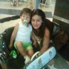 "Una mamá más con su peque", dice Alejandra. https://twitter.com/a_g_armesto/