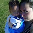 "Después de leer el post y hasta llorar con el, ahí va uno de esos momentos con mi peque", dice Cris. https://twitter.com/criscamin/