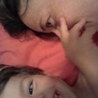 Yolanda Olivares nos envía esta foto: "Aquí están Mamá y Jorge. Siempre cuenta lunares".