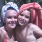 "Aquí nos tenéis ;)". Reichel y su peque https://twitter.com/Reichelgoodman/