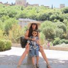 Mi hijo Thomas y yo visitando nuestra querida tierra Granada.