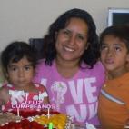 Mar Herrera:Esta foto no es la mejor, pero si tiene un significado muy especial, porque aparte de que celebre mi cumpleaños, se puede decir que volvi a nacer, porque tan solo dos días antes me hicieron una cirujia de urgencia, por un embarazo ...