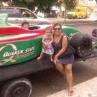 AnaGC:MIS HIJOS Y YO, EN EL CAMBIO DE ACEITE