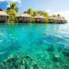 Intenta vivir sin teléfono, sin ordenador y sin televisión unos cuantos días para ver lo que tu mente creativa es capaz de hacer por sí misma. Por supuesto, es más fácil hacerlo en un lugar donde no llegue la conexión. Si no te da para un...