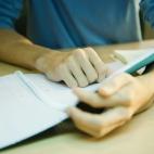 Nivel de acierto: Es verdad, el cerebro humano necesita alimentos para poder funcionar. "Se lleva aproximadamente el 20% de las calorías que ingerimos, por lo que es evidente que si la alimentación escasea nuestro cerebro no puede trab...