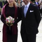 5c8b7bf63b000054066db310