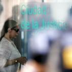 5c8ac531250000580681b6c3