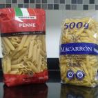 Un paquete de macarrones de Armando pasta italiana (0,95 euros) y uno de Hacendado (0,49 euros). No es exactamente el mismo producto, sino el más parecido.