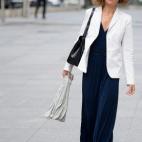 5c8aa7bc20000043046f7d98