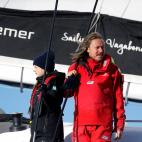 5de65559250000b23cd2ef93