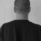 Su rechazo al Premio Nacional de Artes Plásticas en 2010 hizo correr ríos de tinta. Lo justificó explicando que el premio se utiliza "en beneficio del estado" y que "el arte me ha otorgado una libertad a la que no estoy dispuesto a renunciar....