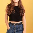 18 a&ntilde;os. Pamplona (Navarra). Estudiante de Grado Profesional de piano. Toca la guitarra, el ukelele y un poco la bater&iacute;a.