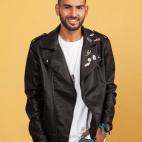 23 a&ntilde;os. Bilbao (Vizcaya). Alterna los trabajos temporales con ayudar a sus padres en el negocio familiar. Est&aacute; casado y si no entraba en la academia, su intenci&oacute;n era estudiar Integraci&oacute;n Social.