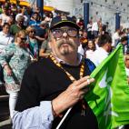 5d99ef7920000093034de88f