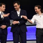 Noviembre de 2015. Los l&iacute;deres de Ciudadanos, PSOE y Podemos debaten antes de las elecciones del 20 de dicembre. Pedro S&aacute;nchez y Pablo Iglesias no paran de afearse el uno al otro para conseguir ser el l&iacute;der de la izquierda.
