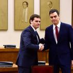 24 de febrero de 2016. Pedro elige a Albert Rivera para firmar un acuerdo de gobierno para presentarse a una investidura.