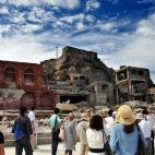 5c8ac4d2240000f7054c6b37