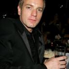 5c8abe21230000d504239f8a