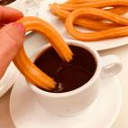 Aunque el punto fuerte de este establecimiento es la horchata, los d&iacute;as fr&iacute;os de invierno se convierten en expertos en chocolate artesanal. La Horchater&iacute;a Santa Catalina ofrece cuatro tipos distintos: suizo, a la f...